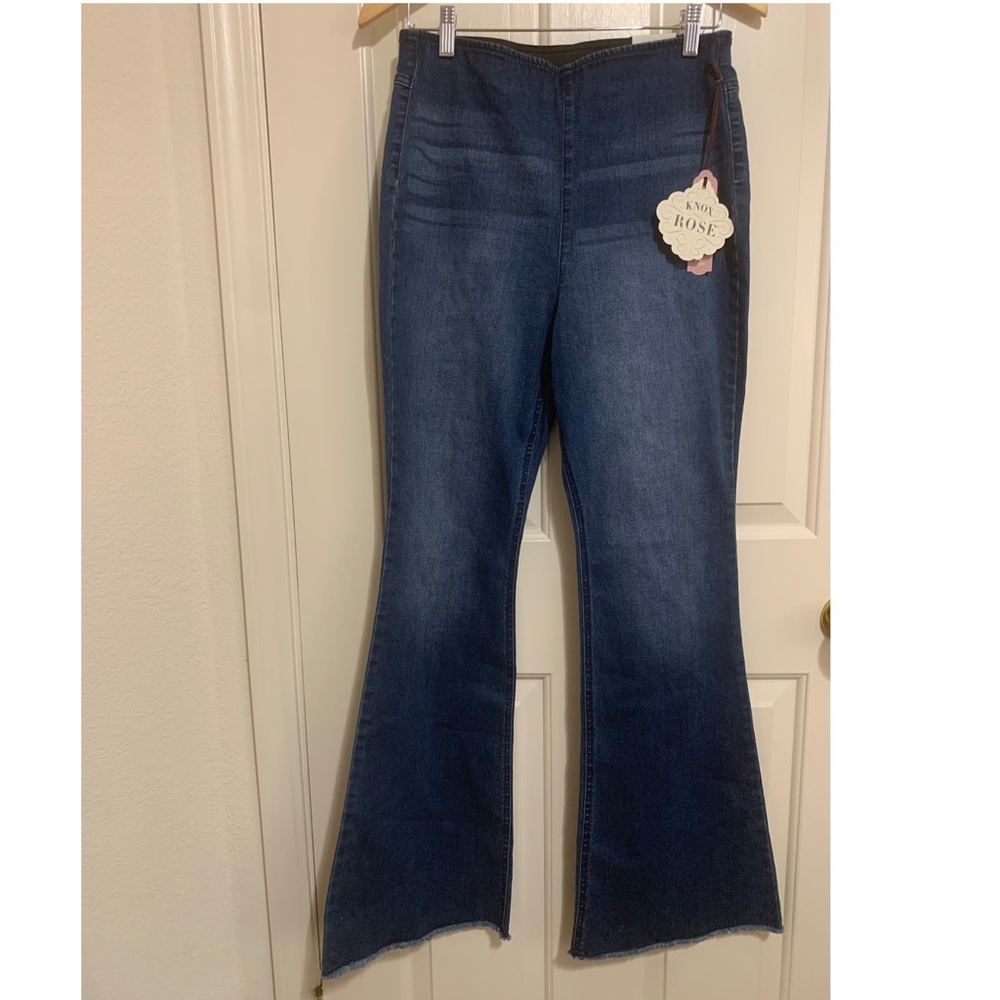 Pull On Flare Highrise Jeans
